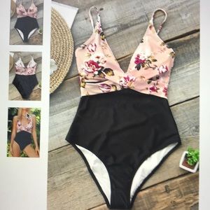 Cupshe Pink Blossom Floral One-Piece Swimsuit